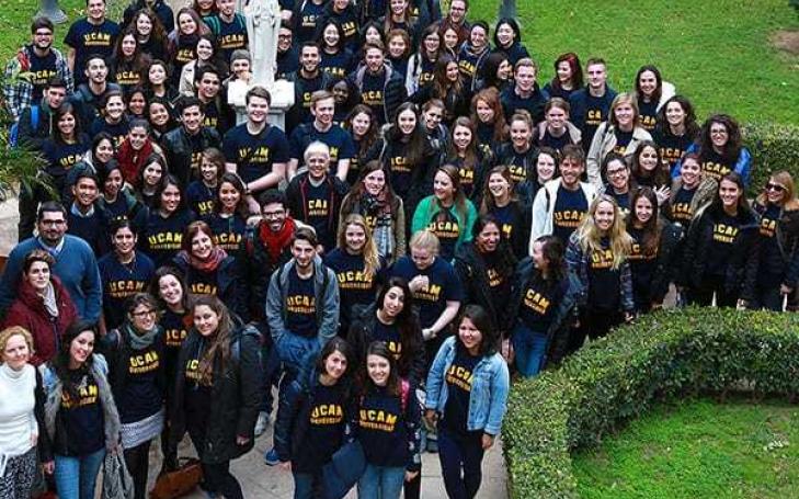 Acto de bienvenida a un nuevo grupo de alumnos internacionales Acto de bienvenida a un nuevo grupo de alumnos internacionales
