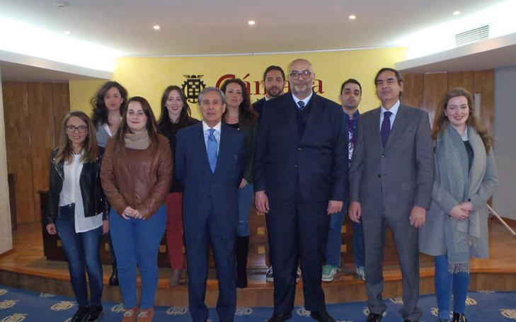 Alumnos del Máster de Acceso a la Abogacía conocen la Corte de Arbitraje de Murcia Alumnos del Máster de Acceso a la Abogacía conocen la Corte de Arbitraje de Murcia